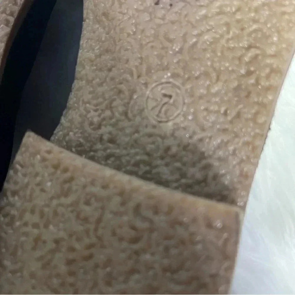 Seychelles Pool Cozy Black Suede Leather Ankle Booties Size 7 Boots - Picture 11 of 11